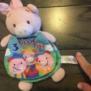 Ebba 3 little pigs book